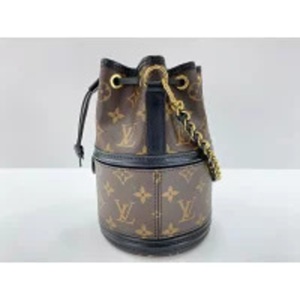 Louis Vuitton Monogram Canoe Shoulder Bag Brown - Picture 3 of 9